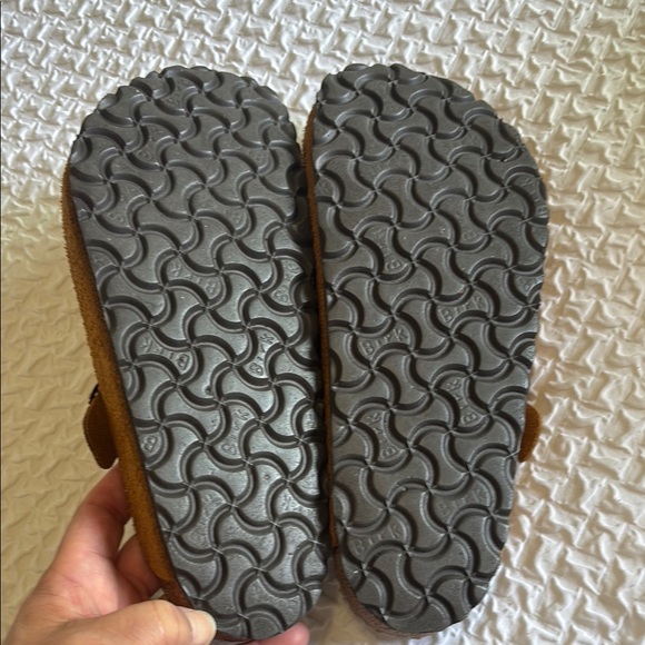 Birkenstock Tan Suede Clogs - Picture 3 of 7